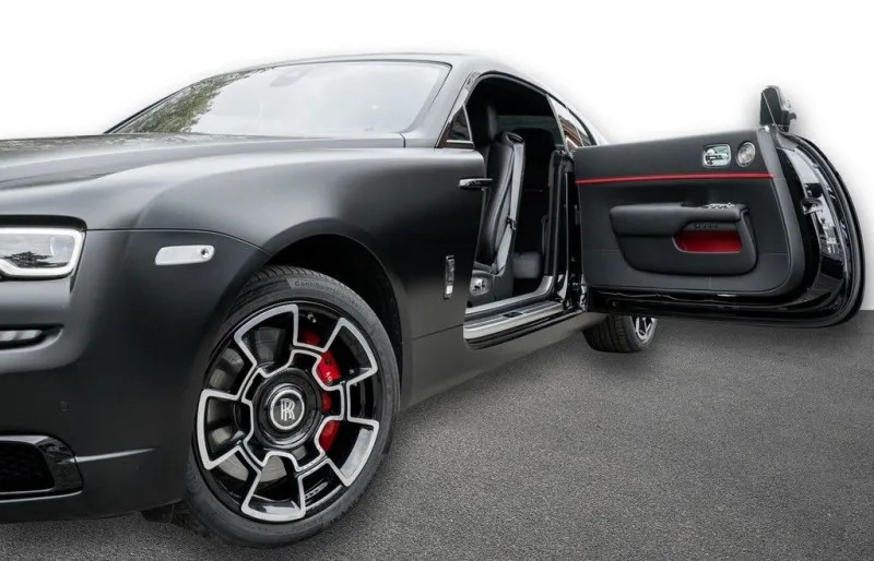 Rolls-Royce Wraith =Black Badge= Starlight Roof/Carbon Гаран Image 6