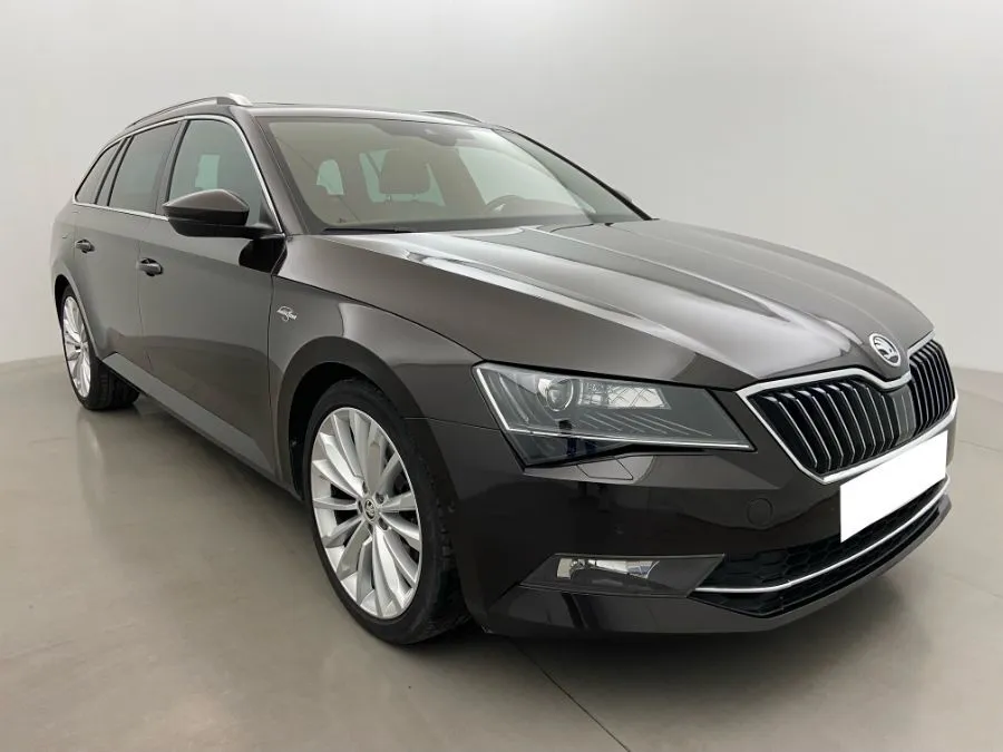 Skoda SUPERB COMBI COMBI 2.0 TDI 190 4X4 LAURIN & KLEMENT DSG7 Image 1